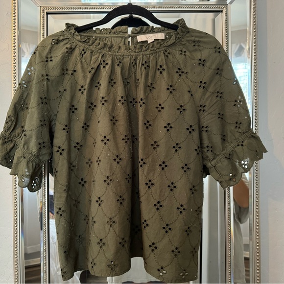 Forest green women’s blouse, size M - Picture 2 of 3